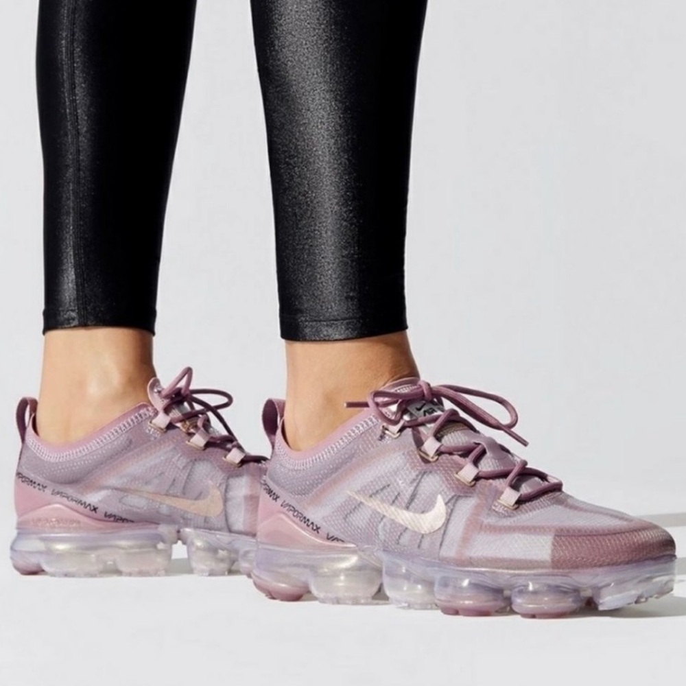 Nike VaporMax running